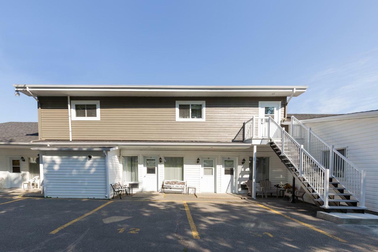 Motel Au Vieux Piloteux Riviere-du-Loup Exterior photo